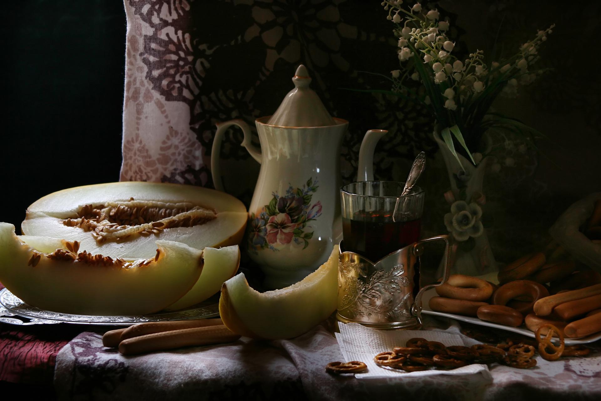 tea-still-life-with-melon-gb32c8be70_1920 Wonderful time: il tè non è solo quello delle 5