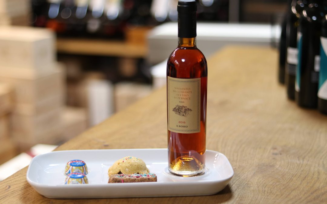 Esploriamo l’armonia senza tempo di Cantucci e Vin Santo