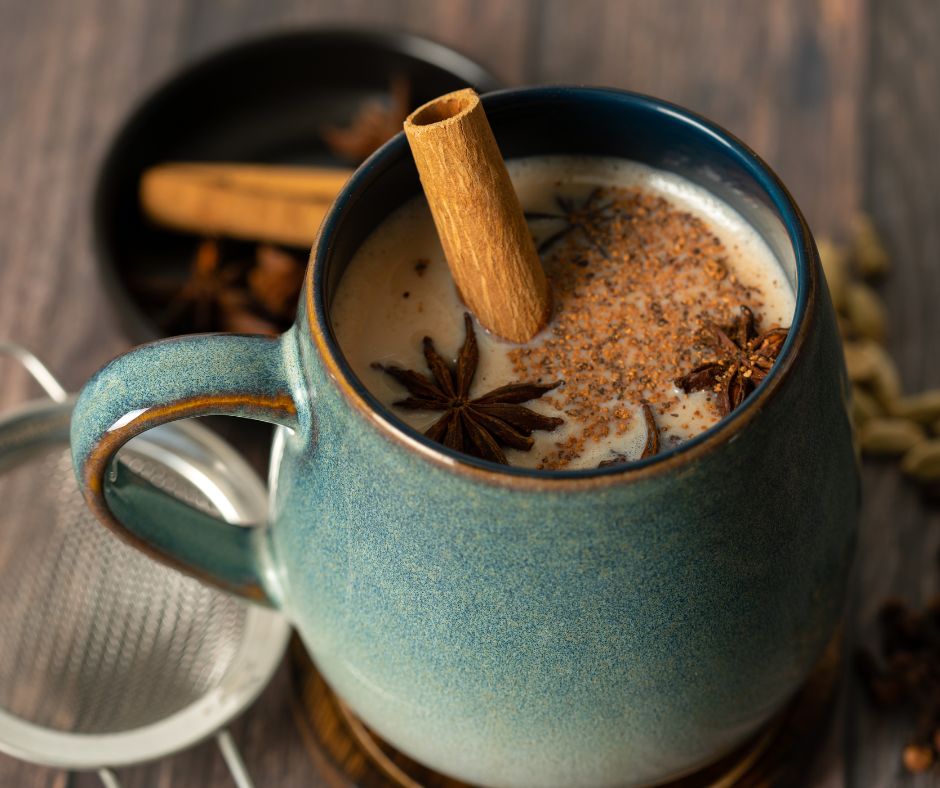 Il Chai: Una bevanda millenaria dalle mille sfumature Il Chai: Una bevanda millenaria dalle mille sfumature